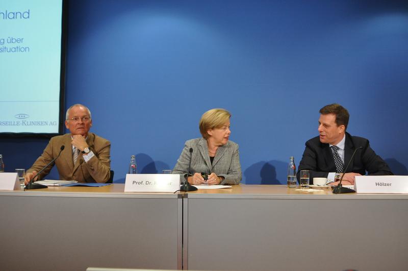 Wolfpeter Hocke, Prof. Dr. Renate Koecher, Axel Hoelzer